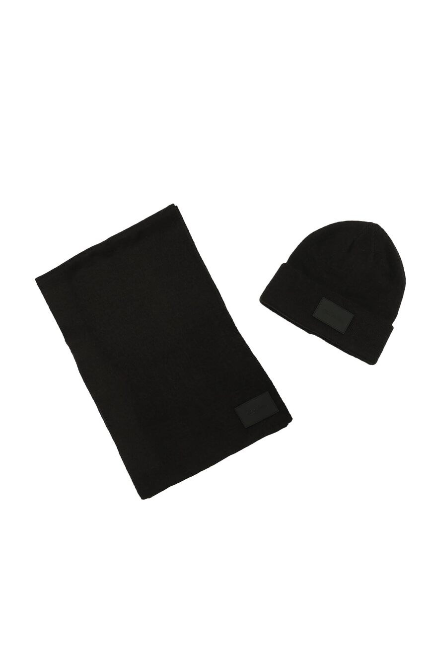 4257 SILICONE LOGO HAT AND SCARF SET